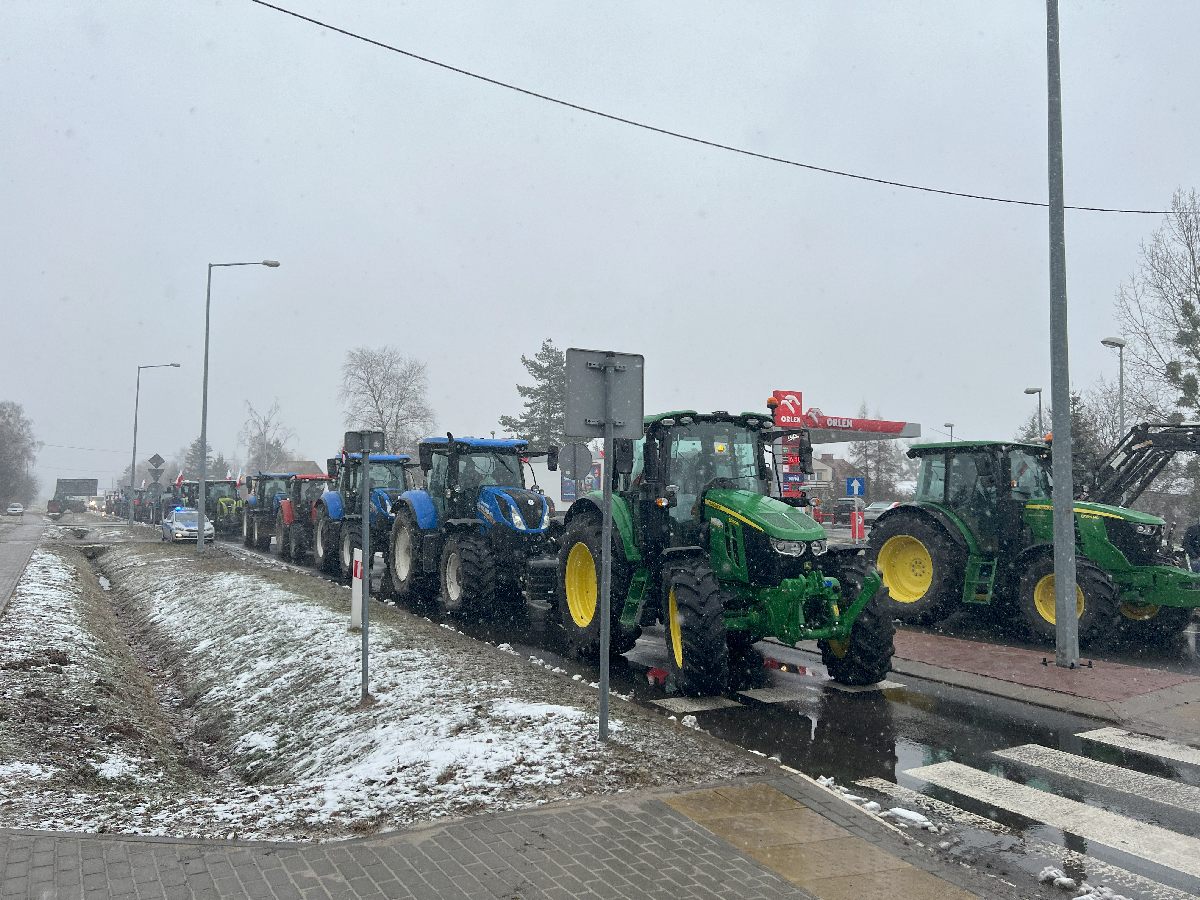 125h44