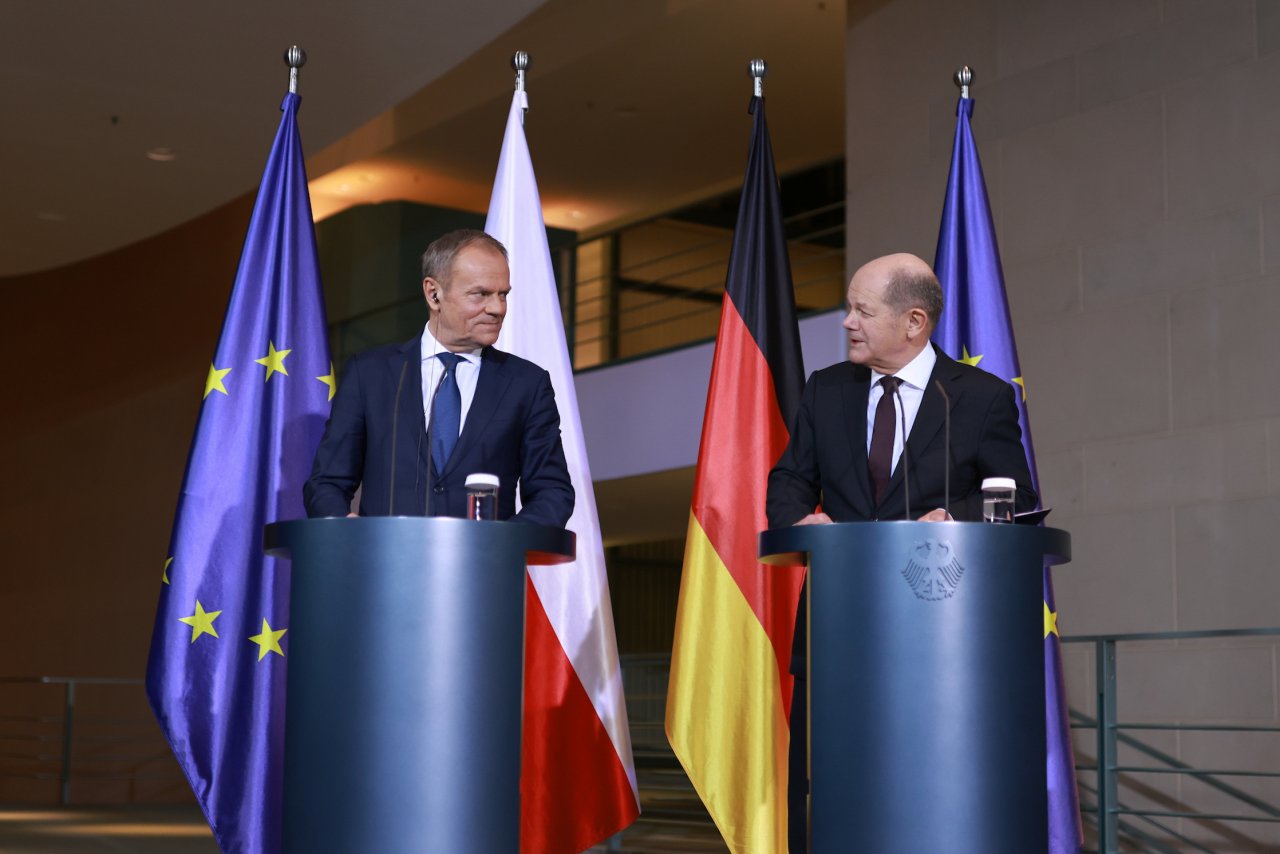 d9463303-9700-465a-acd6-10e0af106d57