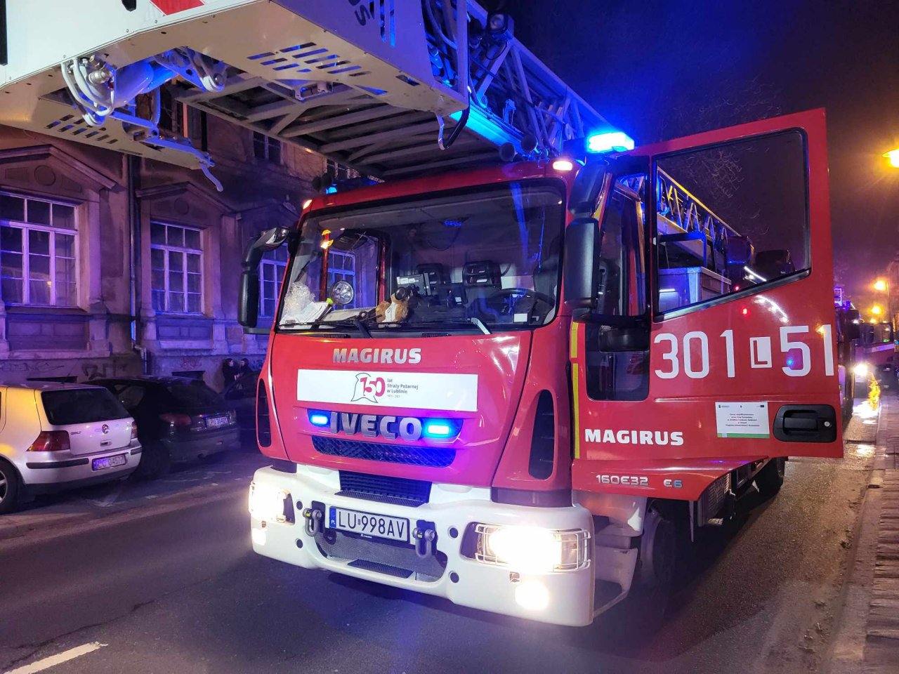 125j11