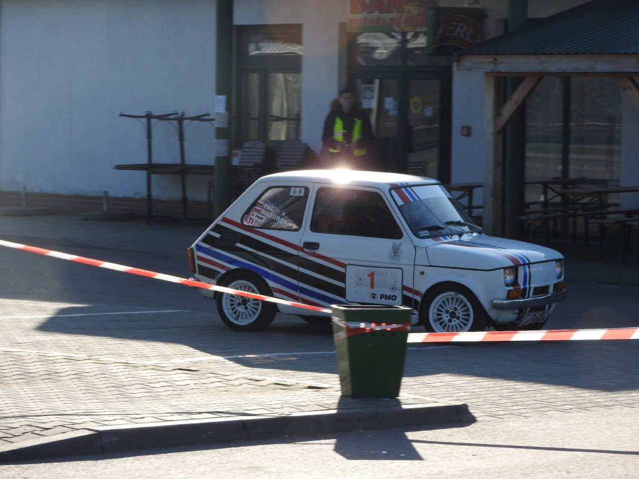 125r23