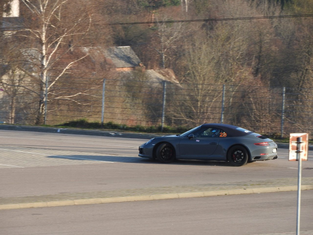 125r49