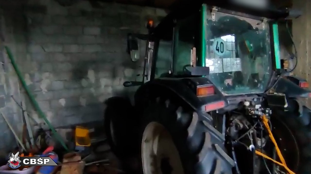 127a24