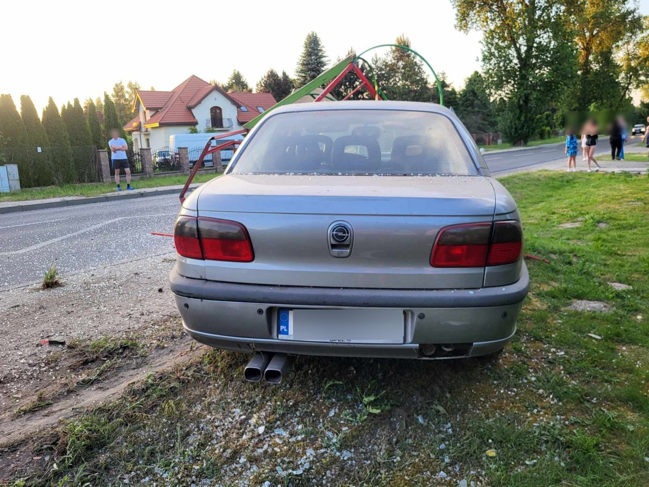 127a73
