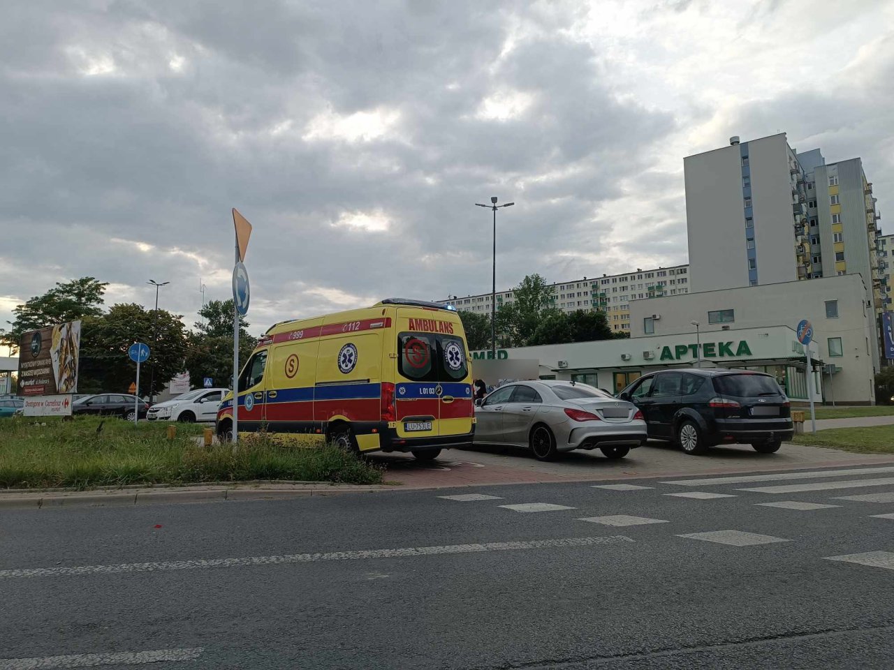 127y81