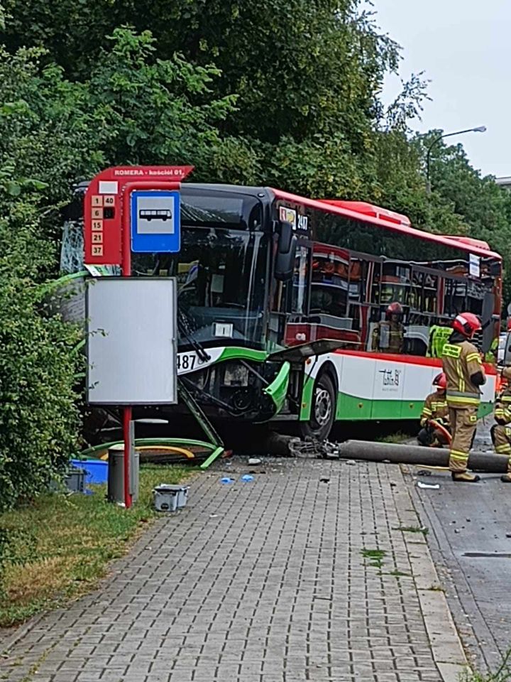 128b70