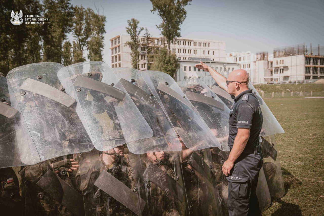 2LBOT_szkolenie z Policją_2