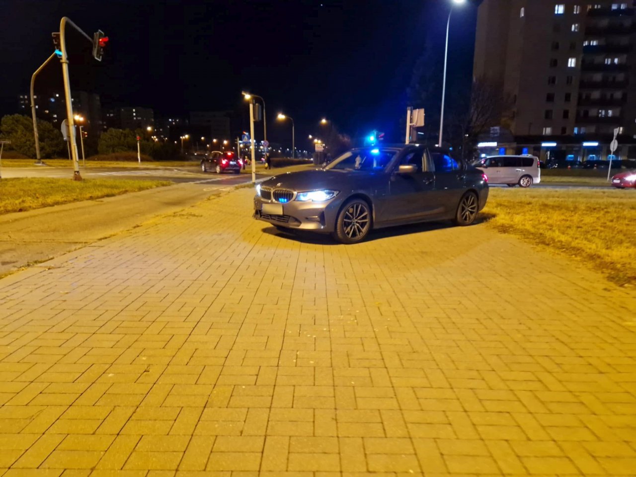 130l93