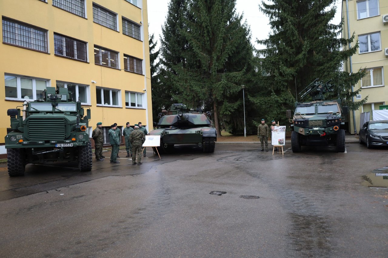 131l89