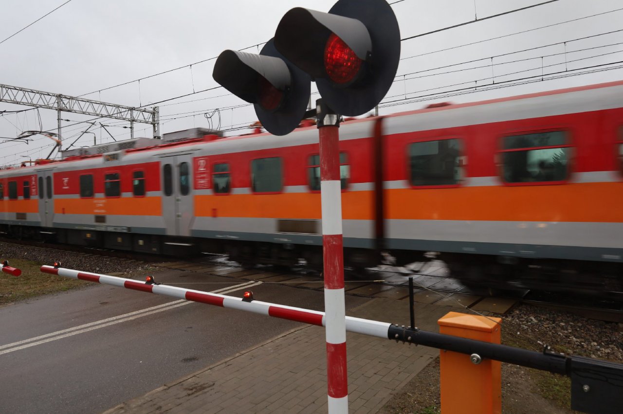 131j93