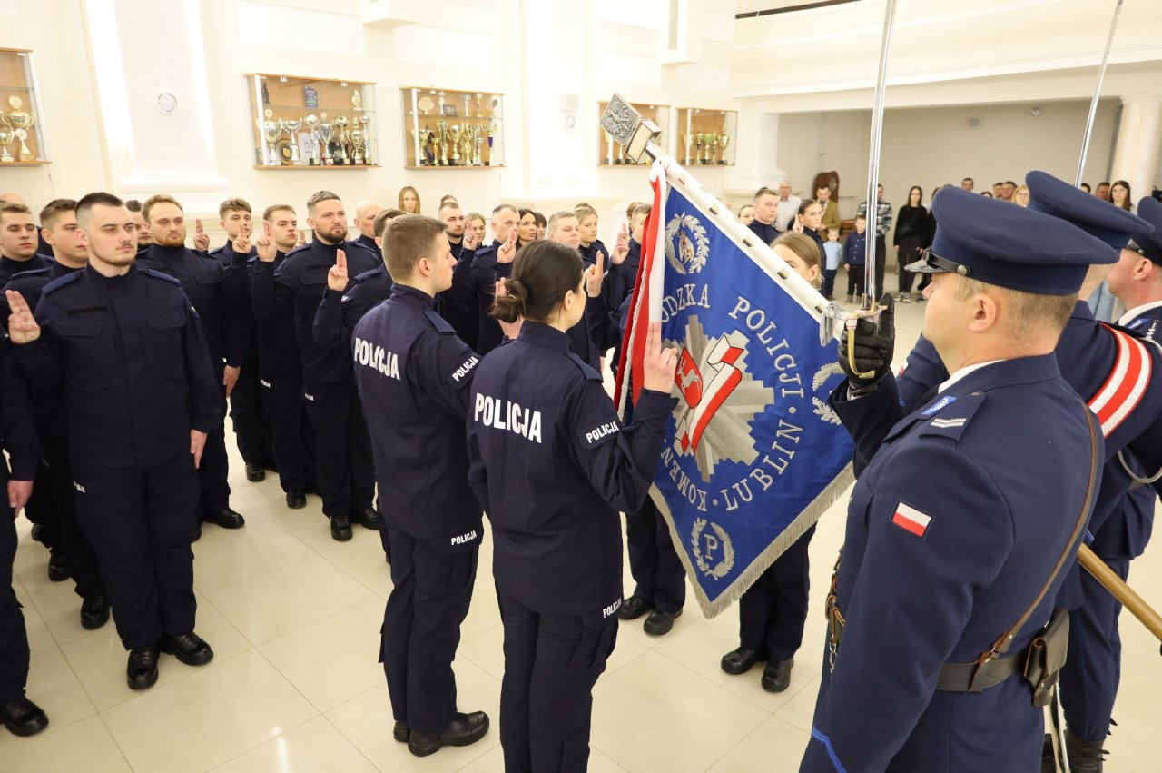 133d8
