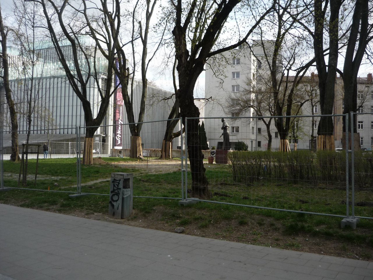 P1280674