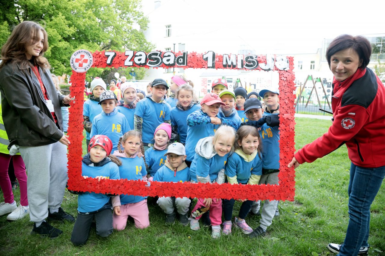 MIASTECZKO-PCK080525-004
