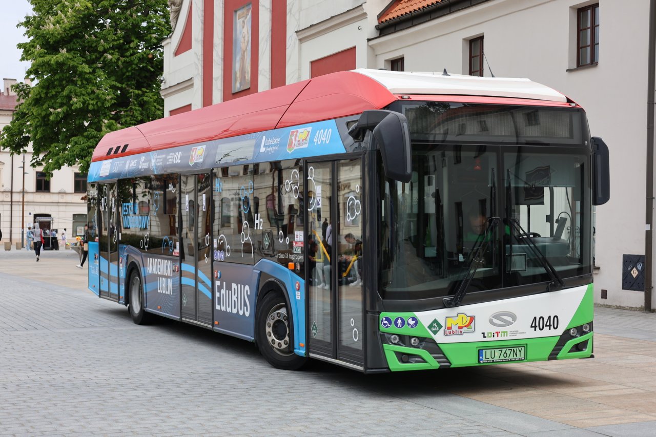 IN8A6486