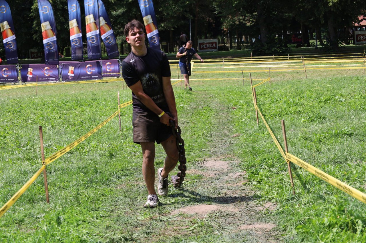 136o25