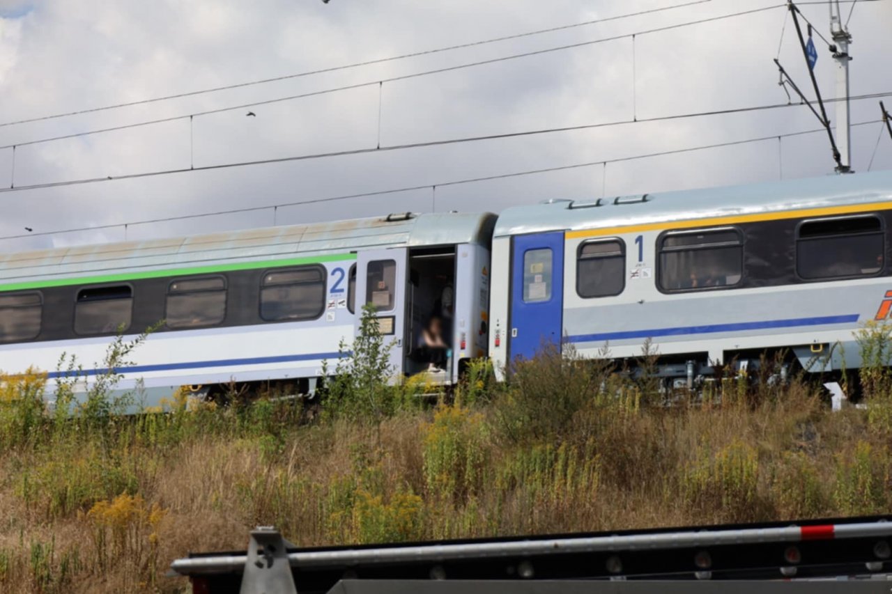 4a1251f3-b506-4dc6-820f-9321682c8918