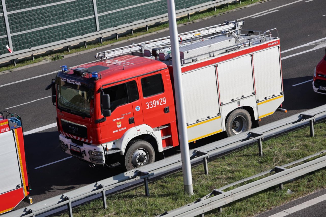 136s73
