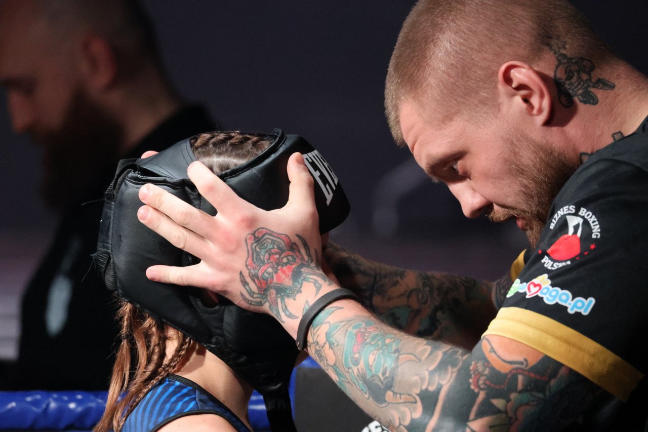 IN8A9596