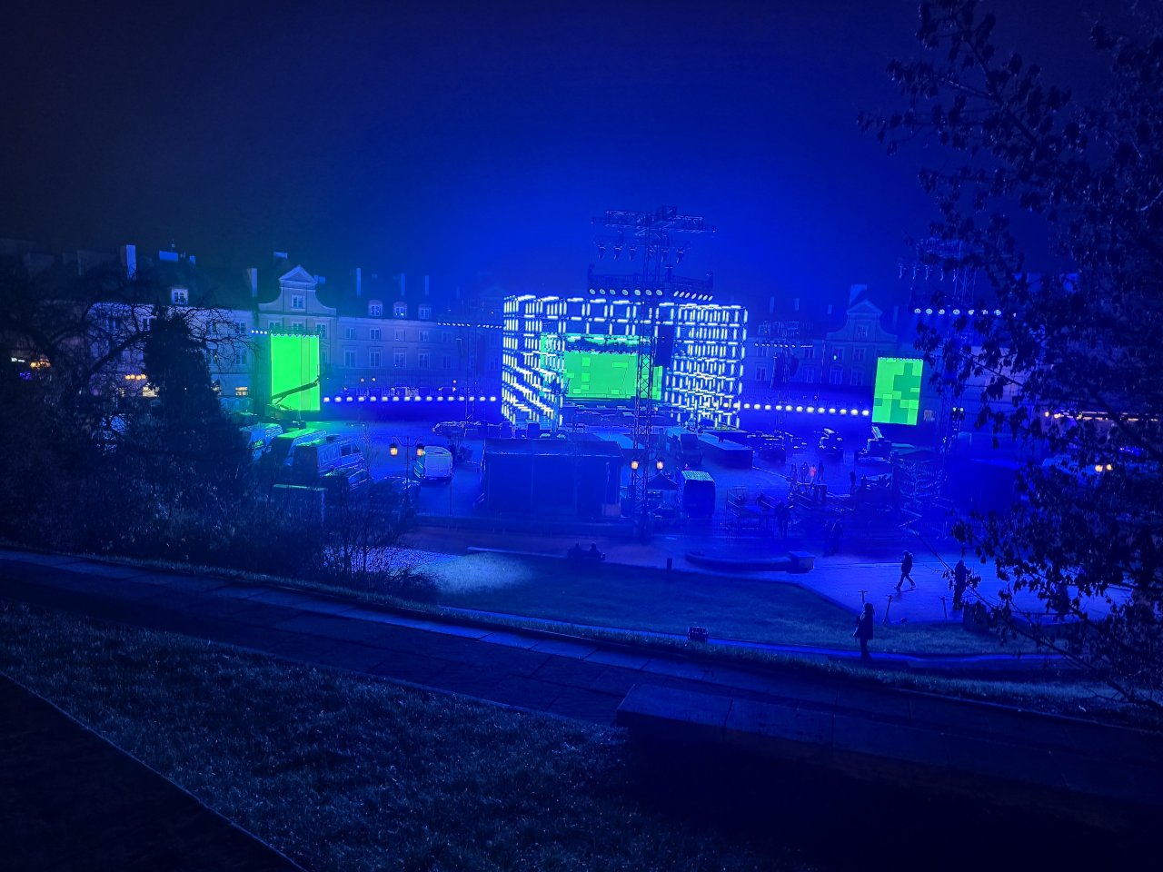 20251109_180418