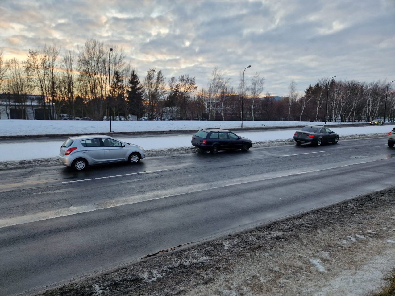 140l93