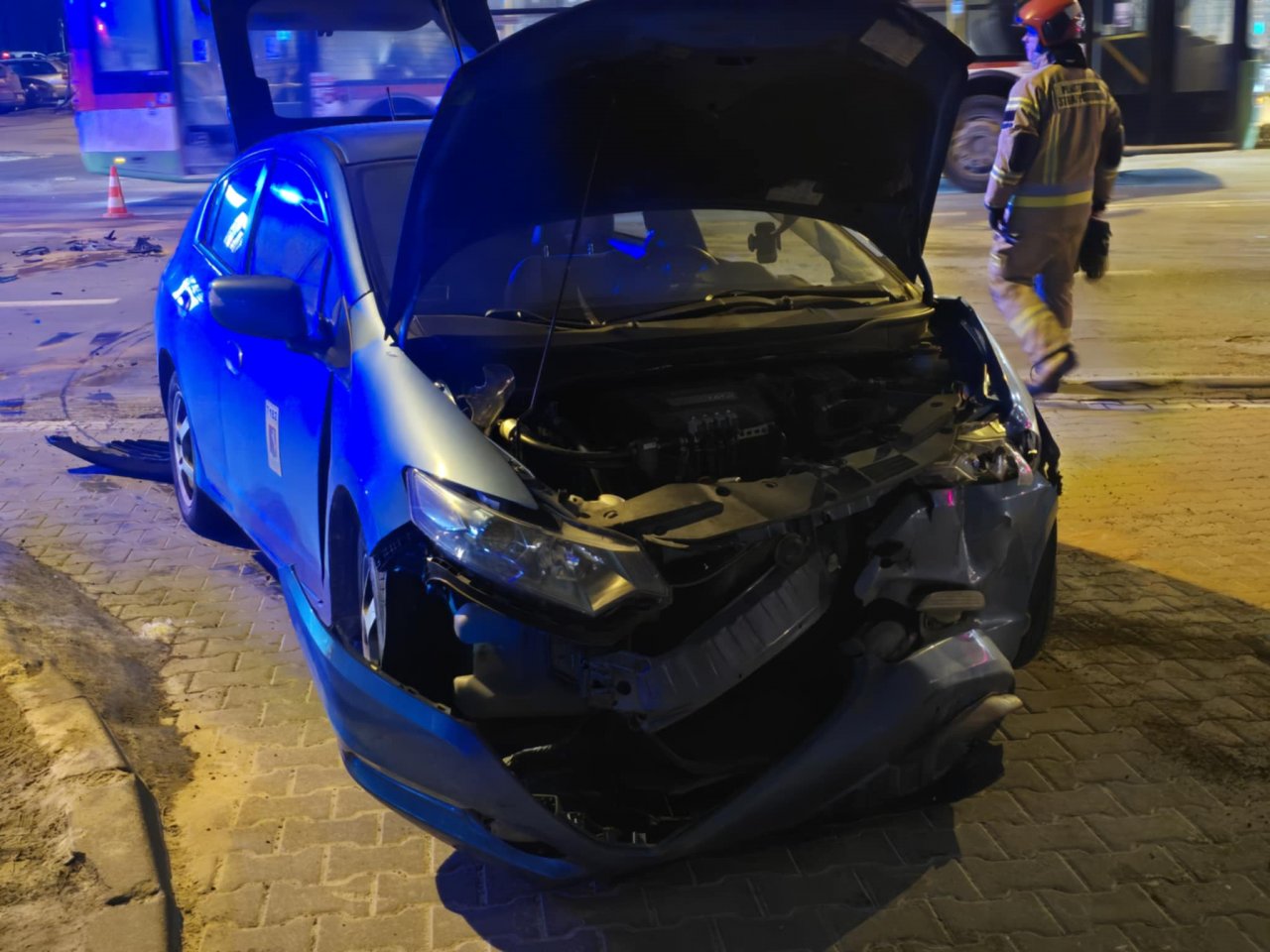 140i81