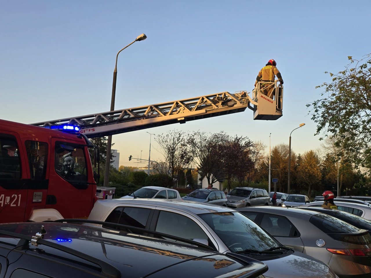141p90