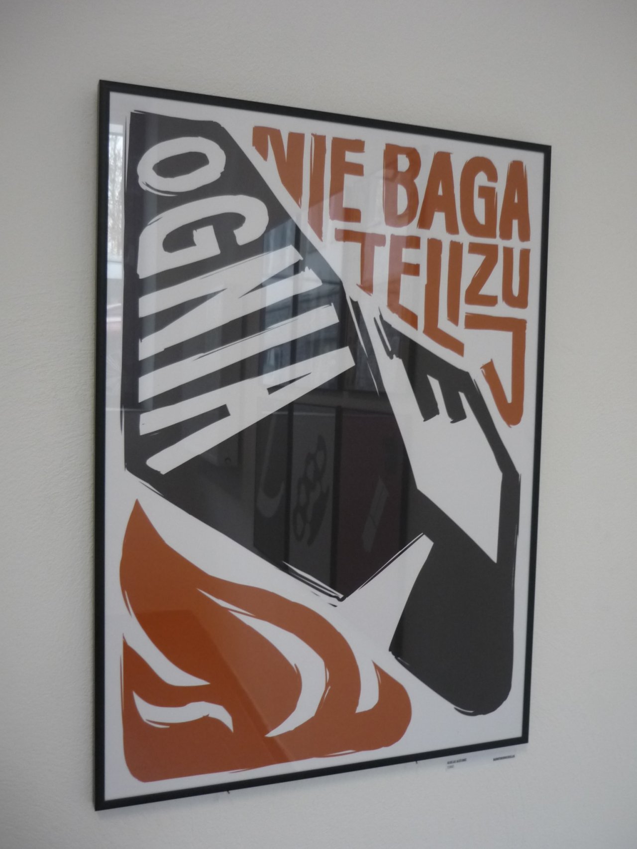 P1290984
