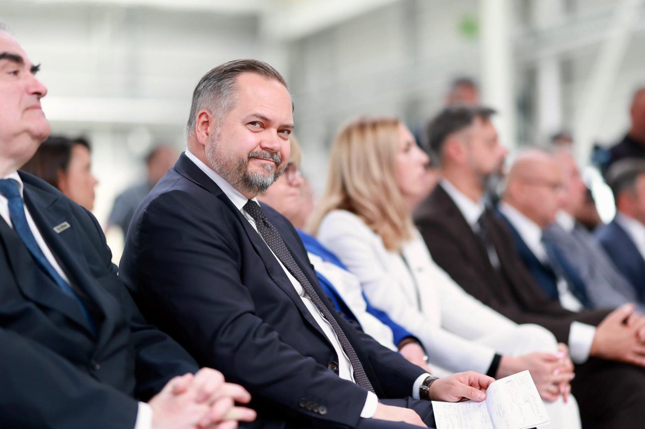 huta-stalowa-wola-z-kolejnymi-zamwieniami-dla-wojska-finansowanymi-w-ramach-safe_55302954453_o