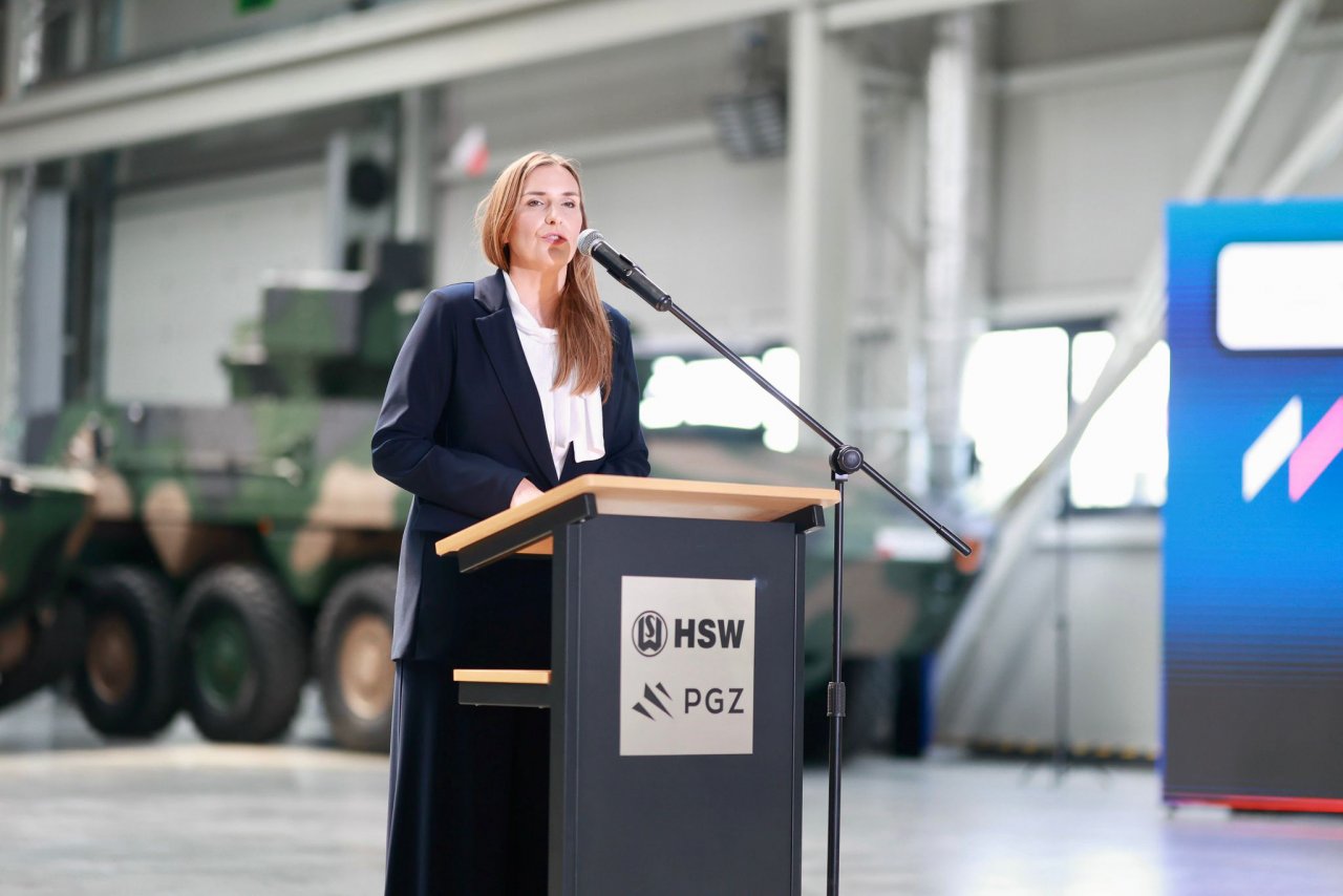 huta-stalowa-wola-z-kolejnymi-zamwieniami-dla-wojska-finansowanymi-w-ramach-safe_55302954478_o