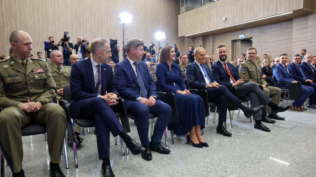 podpisanie-pierwszych-umw-w-ramach-safe-w-legionowie_55298810271_o
