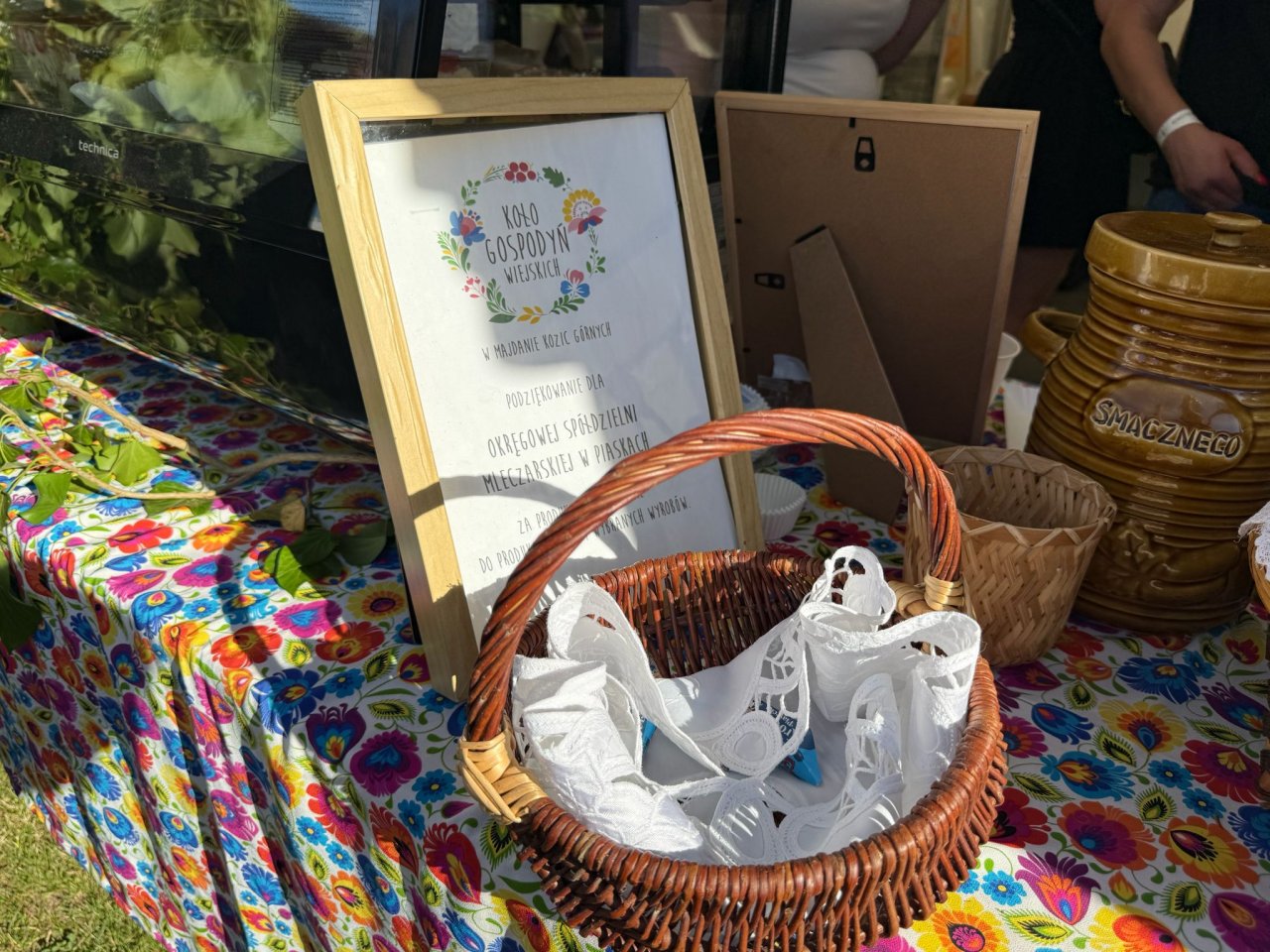 142s44