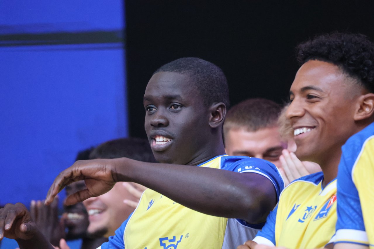 IN8A3993
