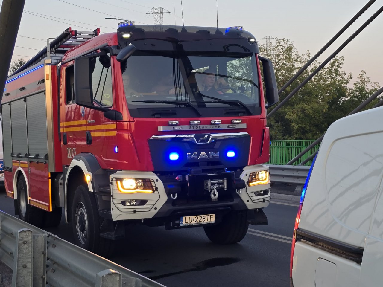 143j47