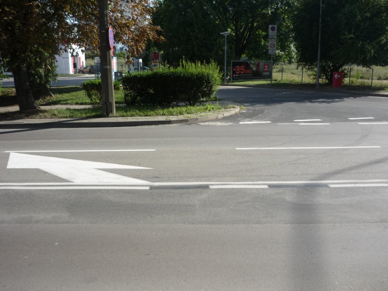 P1300985