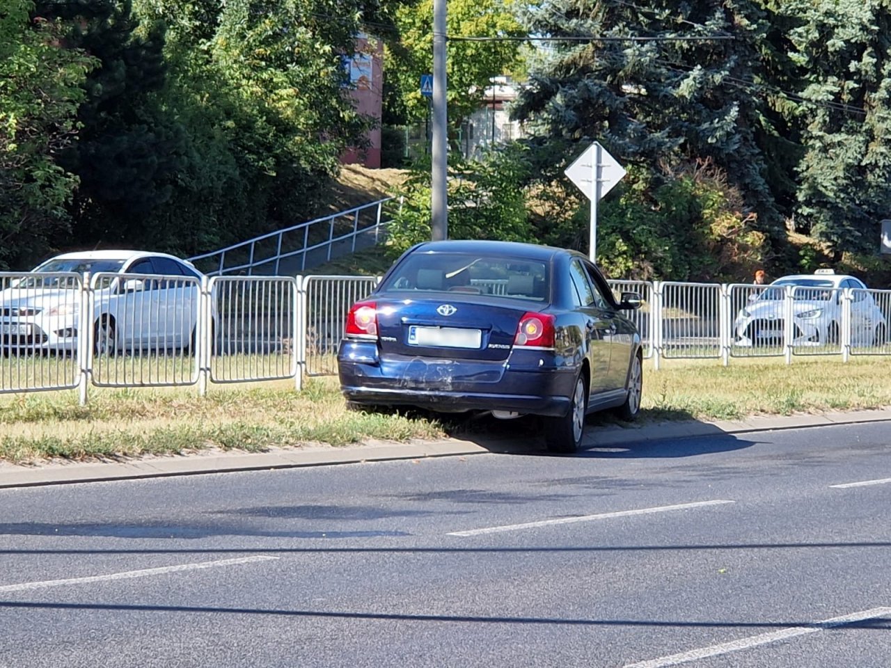 143z76