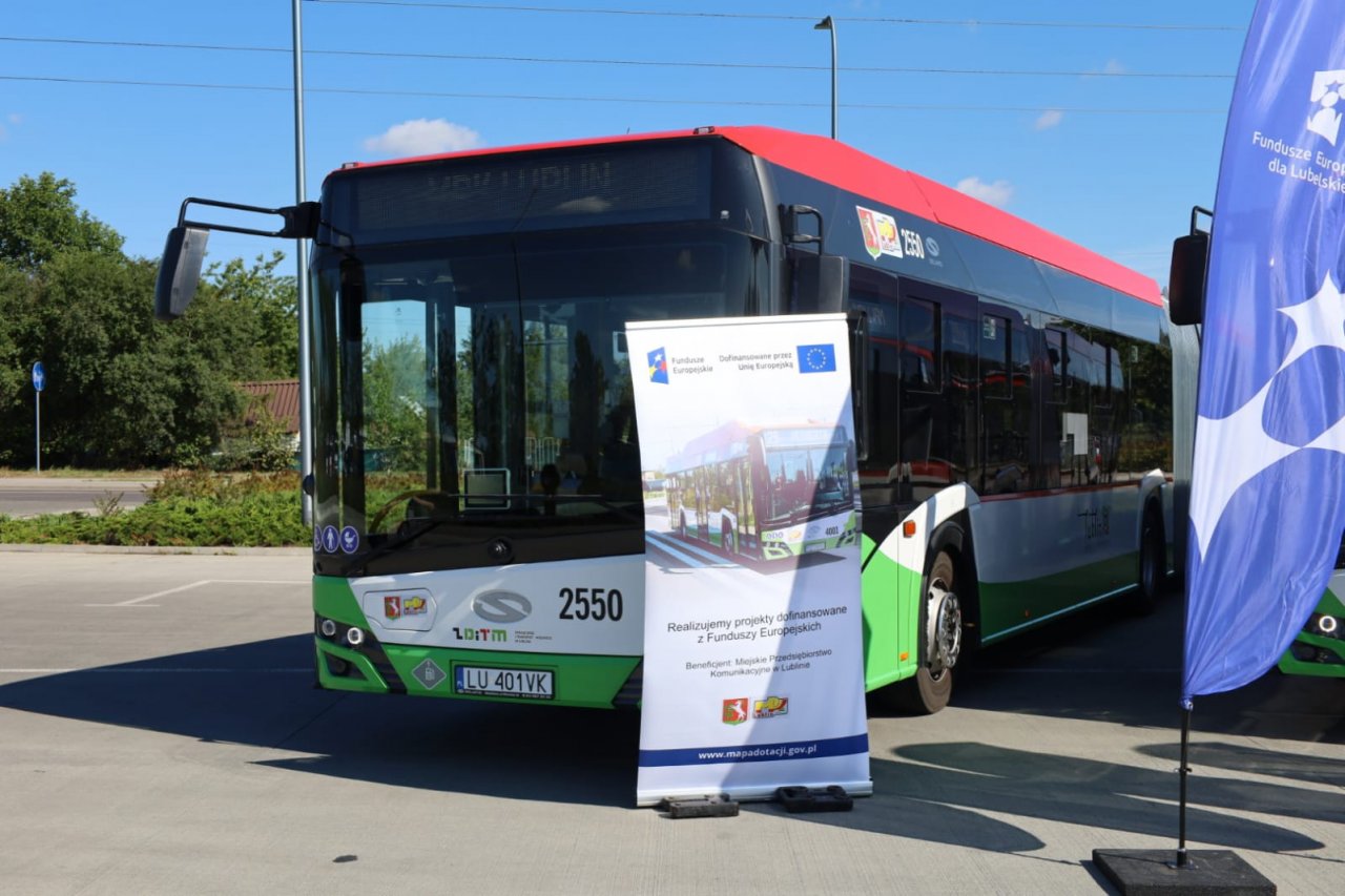 965e1195-a460-474b-9a43-48598eda8713