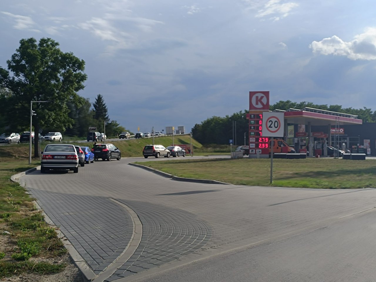 144c9