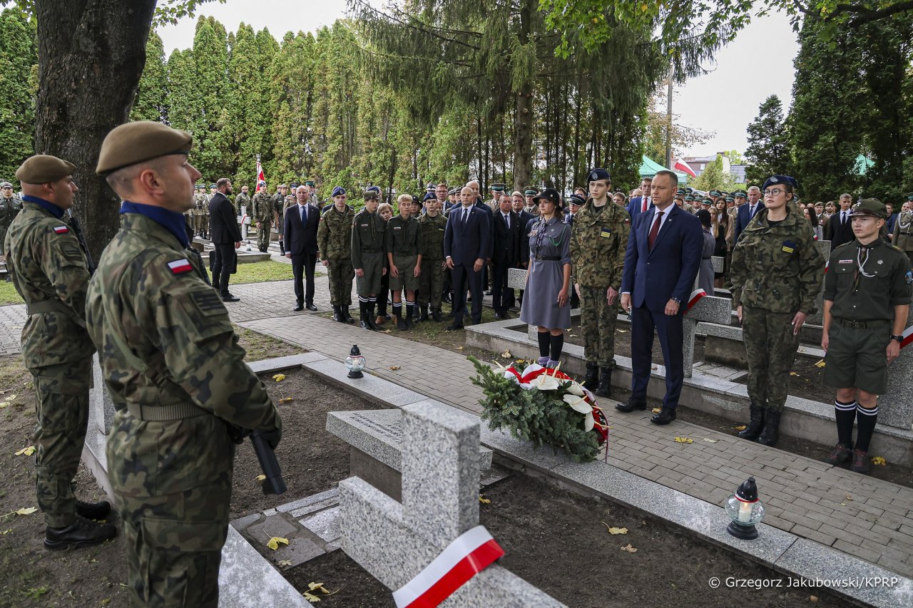 005_Karol_Nawrocki_obcohdy_87_rocznicy_agresji_sowieckiej_Wlodawa_20260917_GJB_0137