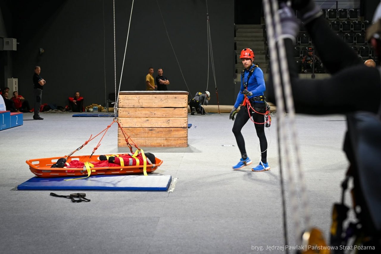 825329543_1561458766007985_7045093802260332573_n