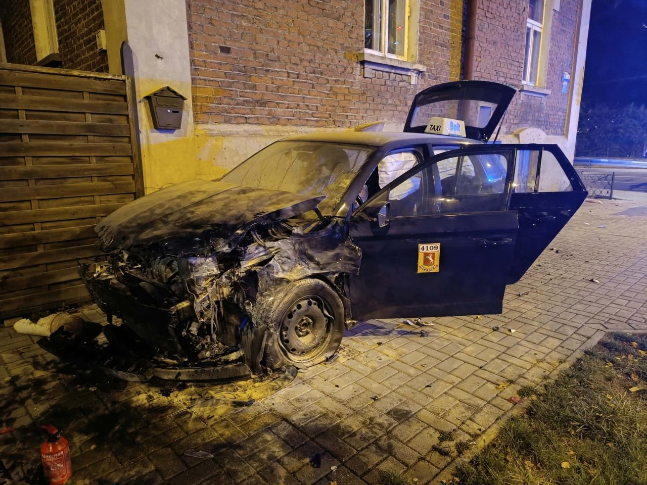 144n80
