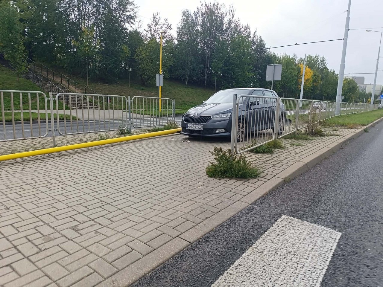 144l61