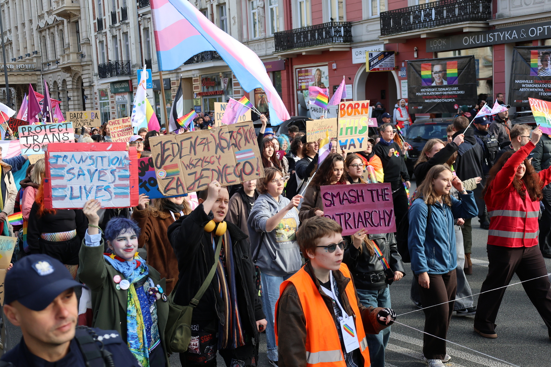 IN8A7997