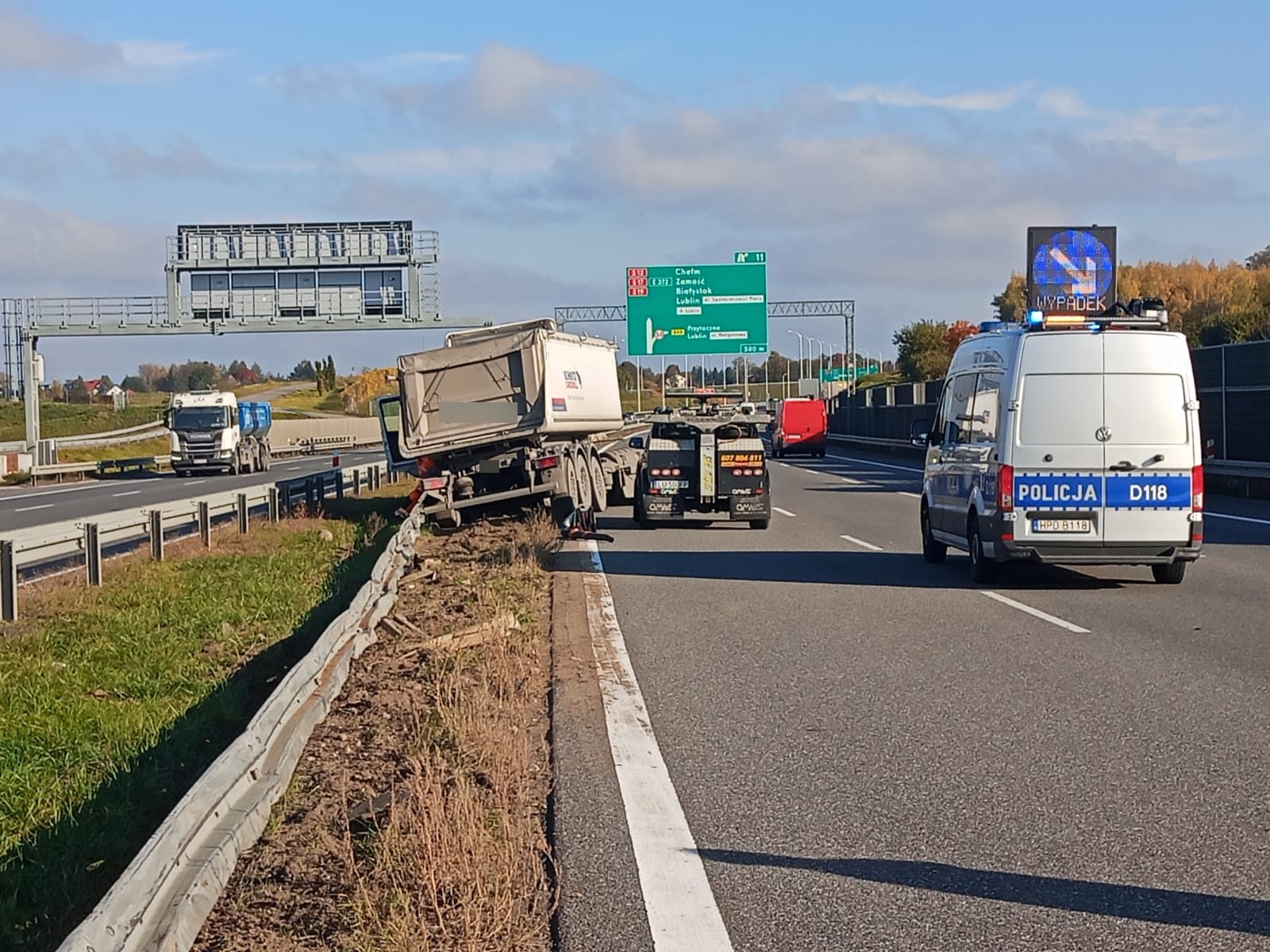 145e28